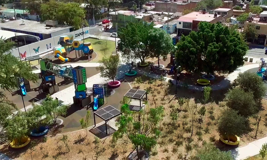 Proyecto urbano del parque público Ciudad de las Niñas y Niños en Zapopan