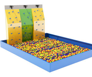 MURO DE ESCALAR CON ALBERCA DE PELOTAS